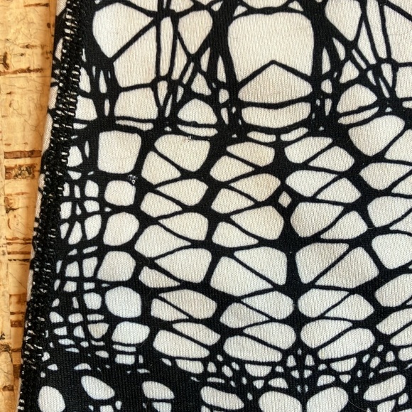 Athletic Lulu Lemon tank top - Picture 7 of 7